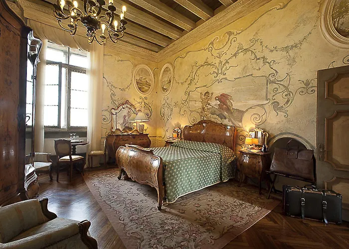 Отель Relais Castello 4*