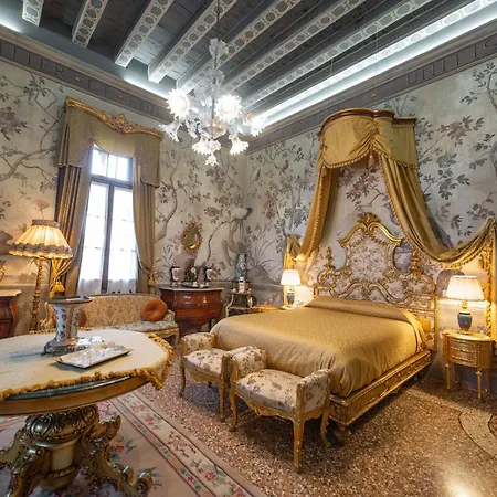 Отель Relais Castello 4*