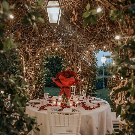 Relais Castello Отель