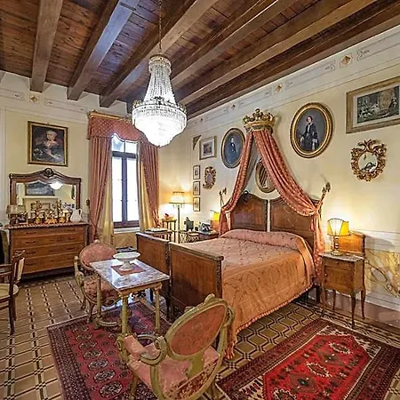 Relais Castello מלון