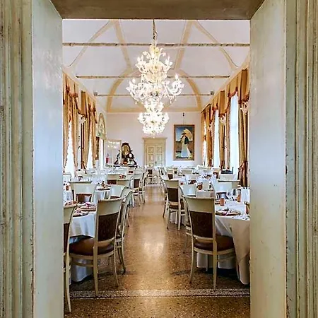 호텔 Relais Castello 베빌라콰