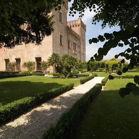 Relais Castello Hotel Bevilacqua