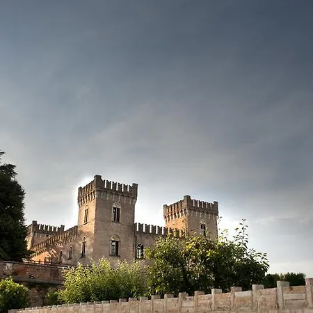 Relais Castello Отель 4*