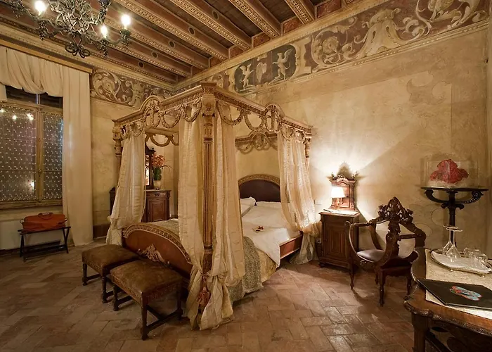 Hotel Relais Castello 4*